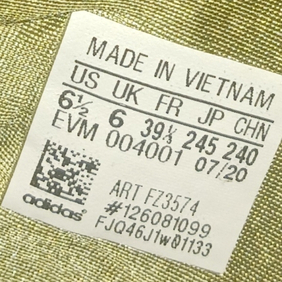 Adidas Ozweego Cargo Green Khaki BNIB 6.0 FZ3574 - Picture 5 of 9